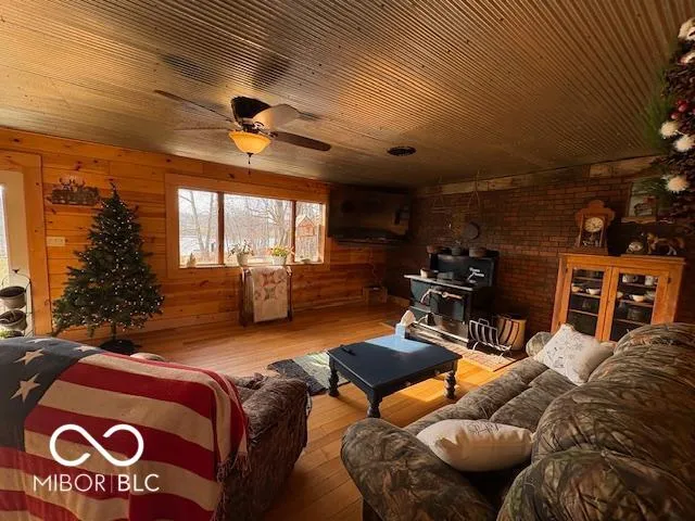 $900,000 | Undisclosed Address, Greencastle, IN 46135