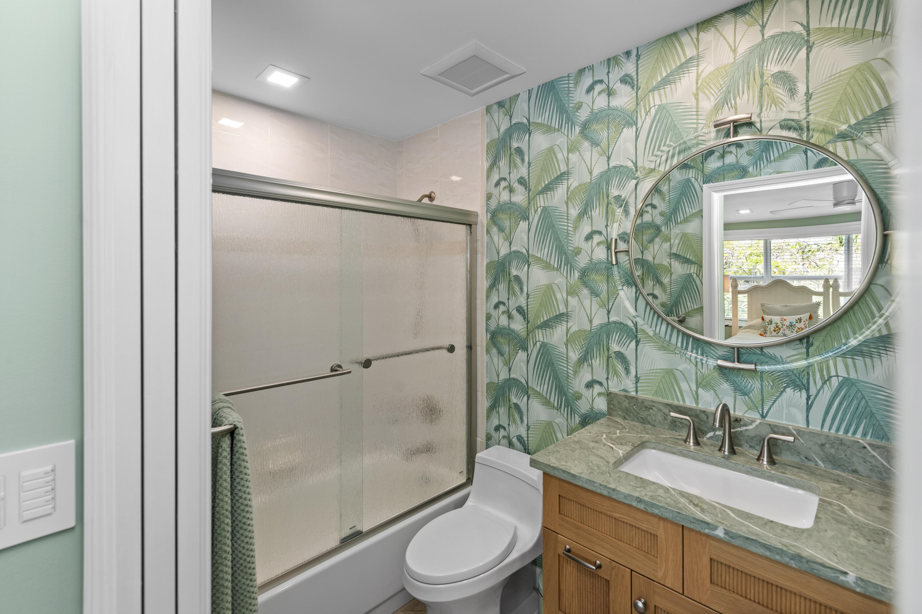 101 Front Street, Unit 23 Key West, FL 33040 - Photo 46 of 52 Guest Bathroom with Tub