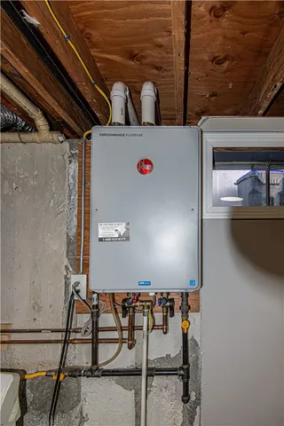 $370,000 | 6 Alden Street, Providence, RI 02909