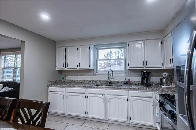 $370,000 | 6 Alden Street, Providence, RI 02909