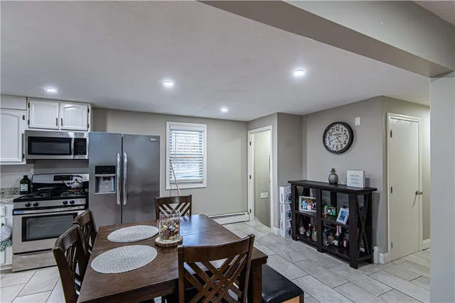 $370,000 | 6 Alden Street, Providence, RI 02909