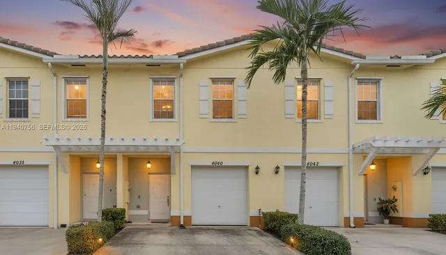 $370,900 | 4040 Northwest 11th Street, Lauderhill, FL 33313