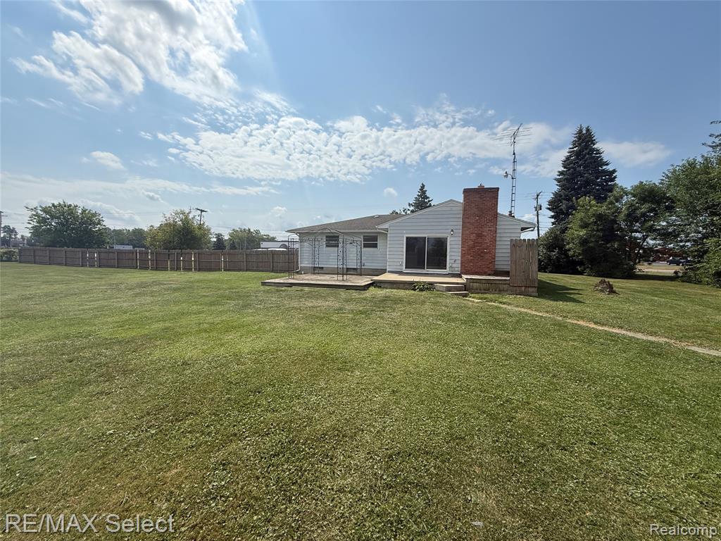 3040 West Hill Road Flint, MI 48507 - Photo 21 of 24