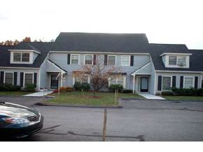 46 Riviera Road, Unit 46 Hudson, NH 03051 - Photo 2 of 6 Gallery Image 2