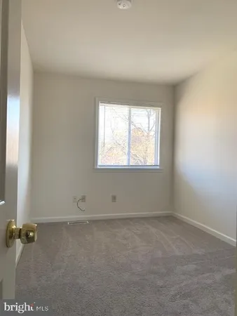 $1,700 | 15 Coventry Court, Fredericksburg, VA 22405