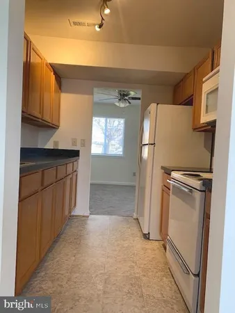 $1,700 | 15 Coventry Court, Fredericksburg, VA 22405