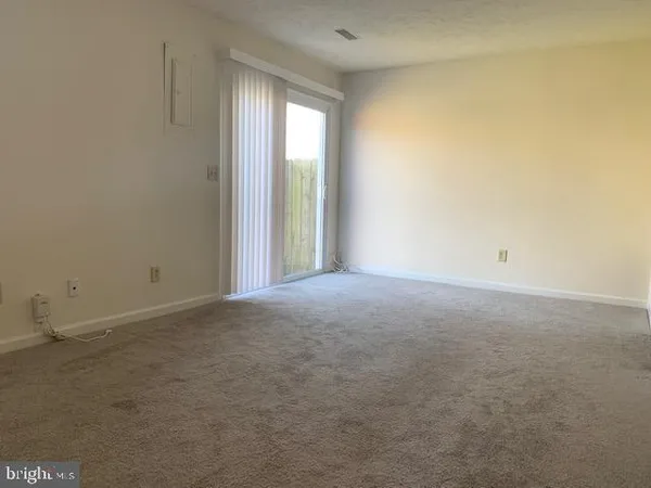 $1,700 | 15 Coventry Court, Fredericksburg, VA 22405