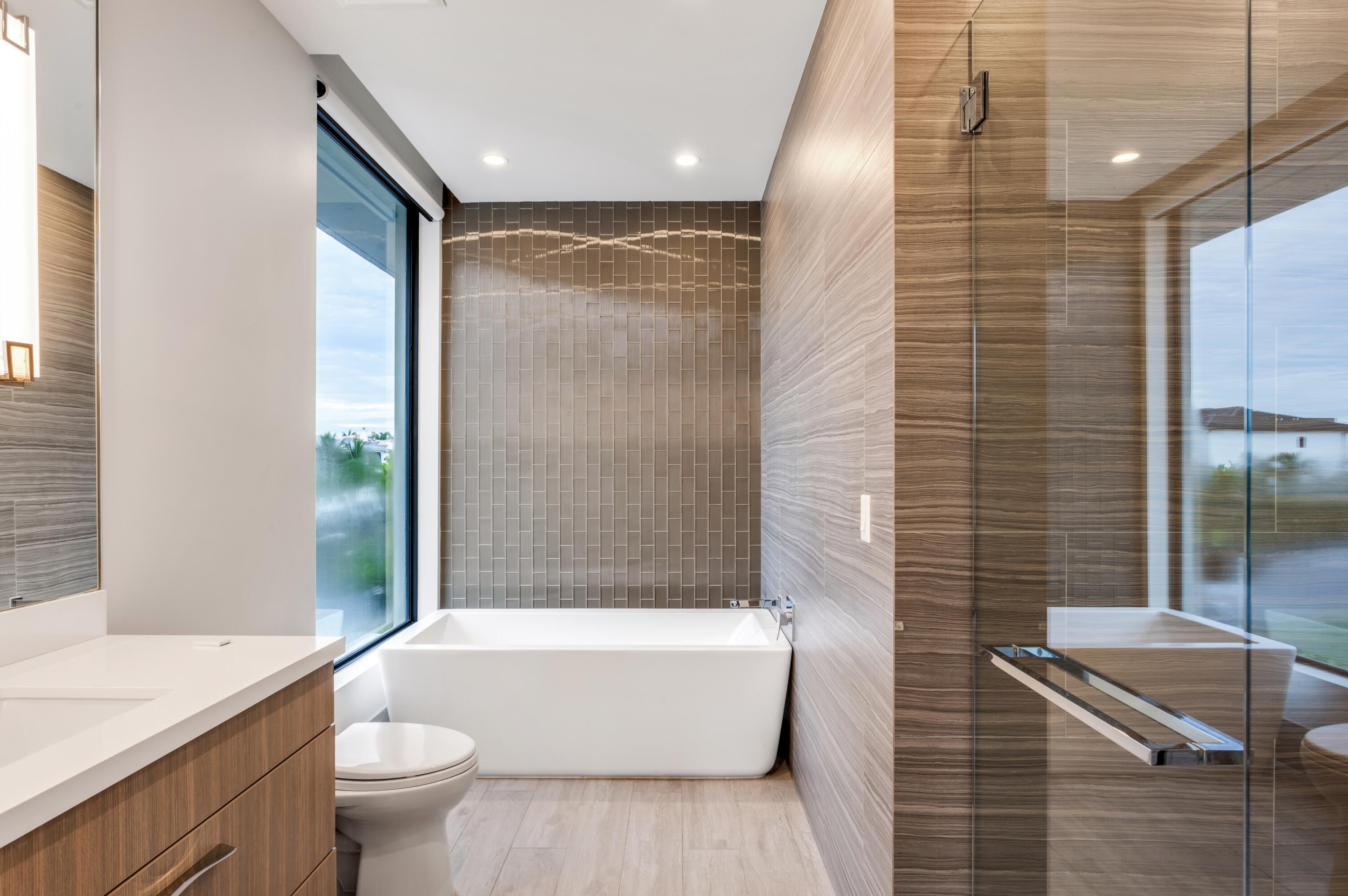 862 Northeast 33rd Street Boca Raton, FL 33431 - Photo 13 of 30 SUNRISE_BATHROOM_3