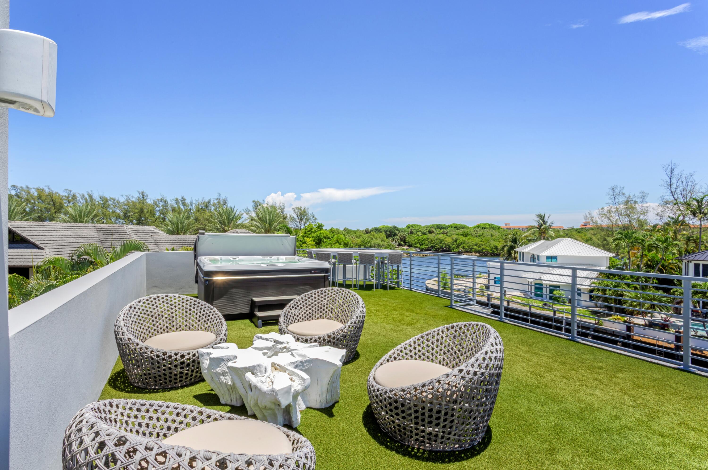 862 Northeast 33rd Street Boca Raton, FL 33431 - Photo 17 of 30 BALCONY_SEATING