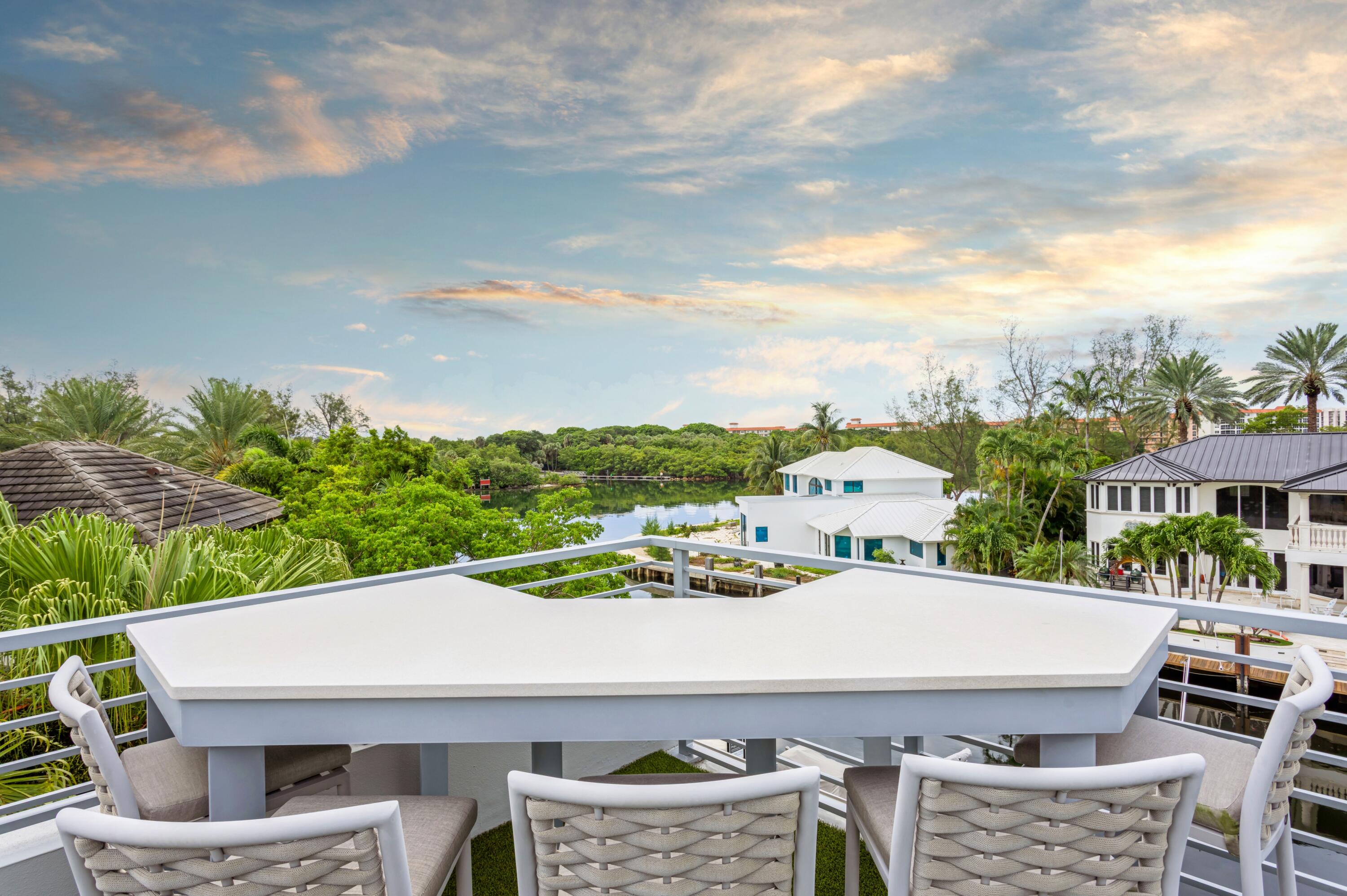 862 Northeast 33rd Street Boca Raton, FL 33431 - Photo 23 of 30 SUNRISE_BALCONY_BAR