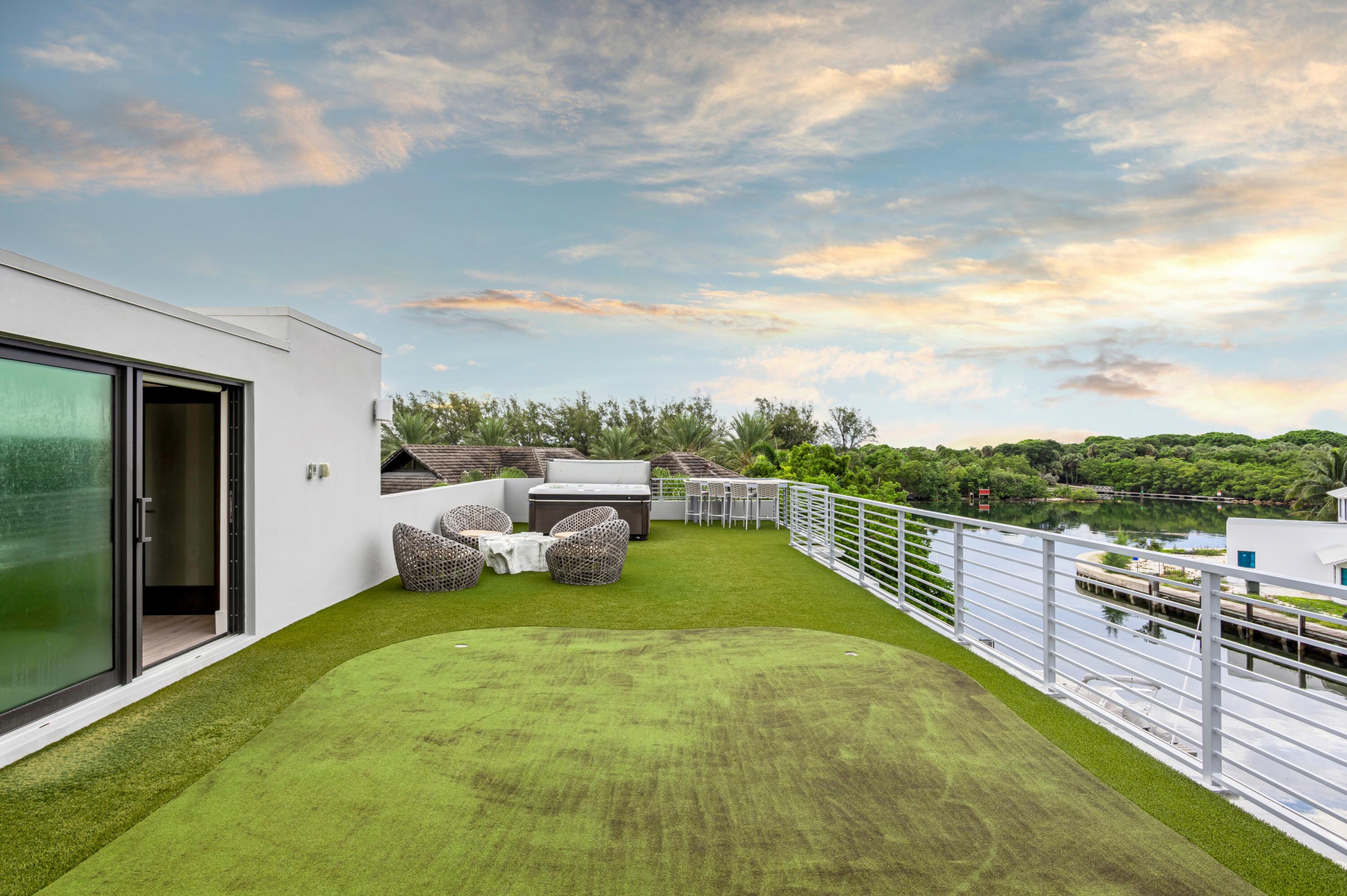 862 Northeast 33rd Street Boca Raton, FL 33431 - Photo 25 of 30 SUNRISE_BALCONY_STRAIGHT