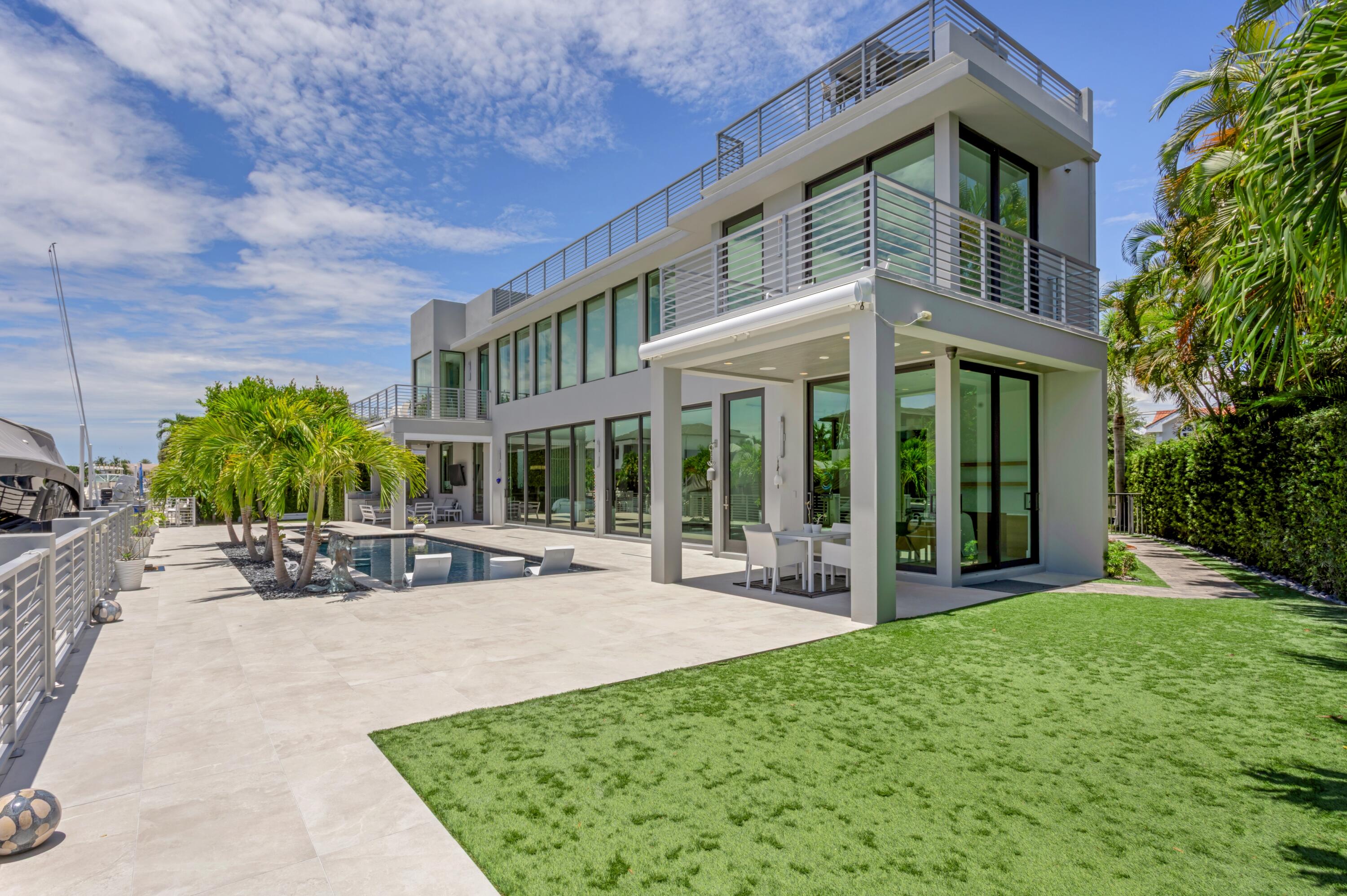 862 Northeast 33rd Street Boca Raton, FL 33431 - Photo 30 of 30 REAR_LEFT