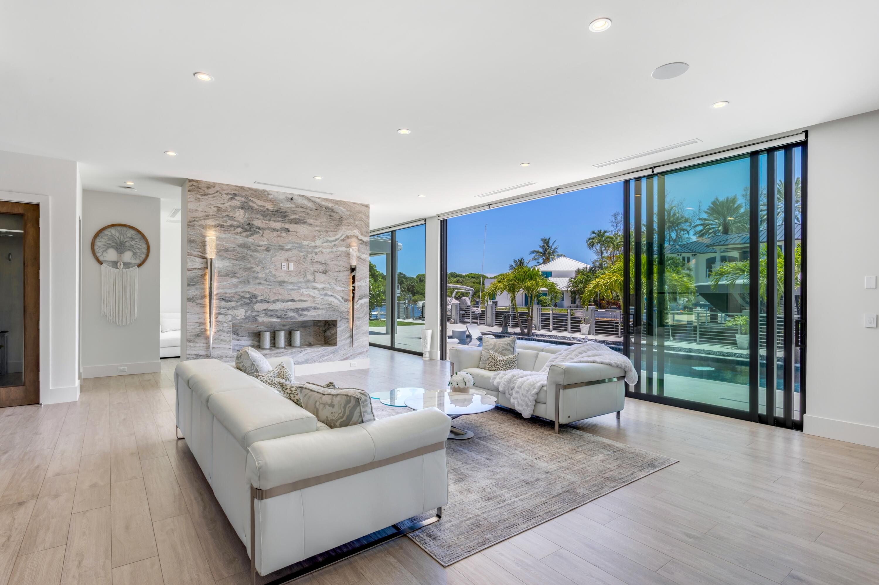 862 Northeast 33rd Street Boca Raton, FL 33431 - Photo 5 of 30 LIVING_LOOKING_OUT