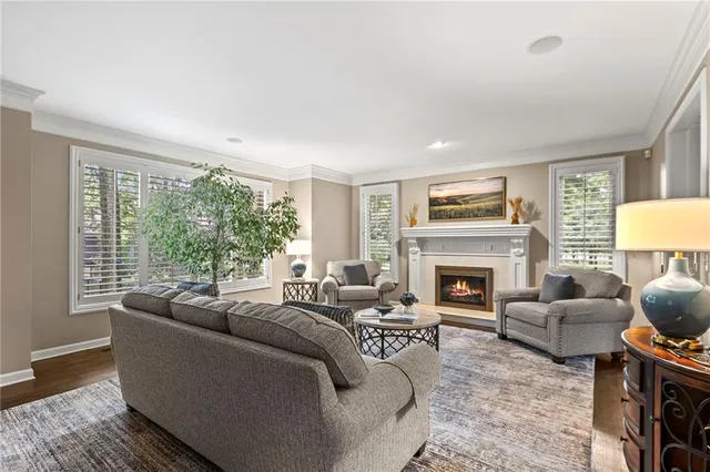 $1,295,000 | 16800 South Country Club Drive, Loch Lloyd, MO 64012