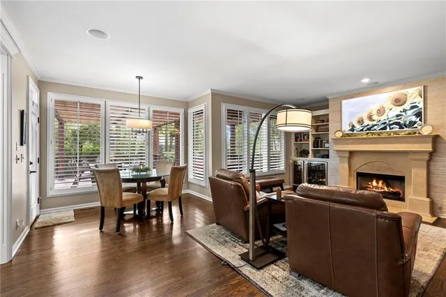 $1,295,000 | 16800 South Country Club Drive, Loch Lloyd, MO 64012