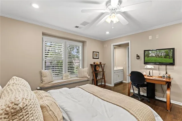 $1,295,000 | 16800 South Country Club Drive, Loch Lloyd, MO 64012