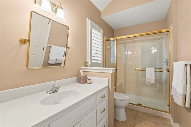 $1,295,000 | 16800 South Country Club Drive, Loch Lloyd, MO 64012