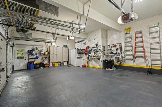 $1,295,000 | 16800 South Country Club Drive, Loch Lloyd, MO 64012