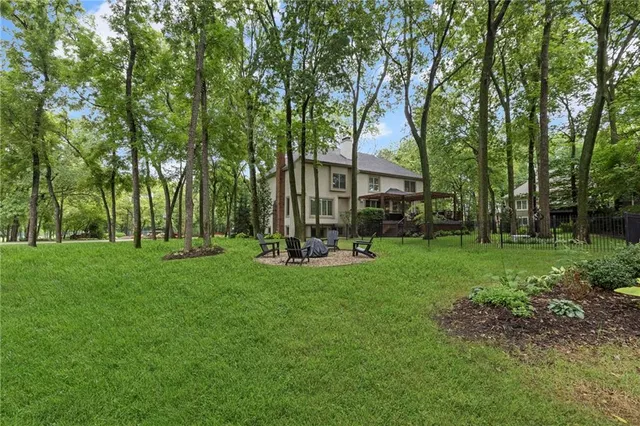 $1,295,000 | 16800 South Country Club Drive, Loch Lloyd, MO 64012