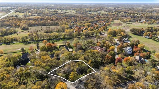 $1,295,000 | 16800 South Country Club Drive, Loch Lloyd, MO 64012