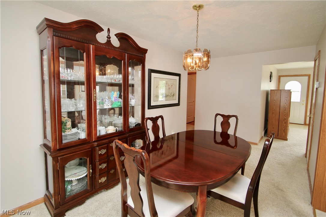 30331 Arnold Road Willowick, OH 44095 - Photo 11 of 34