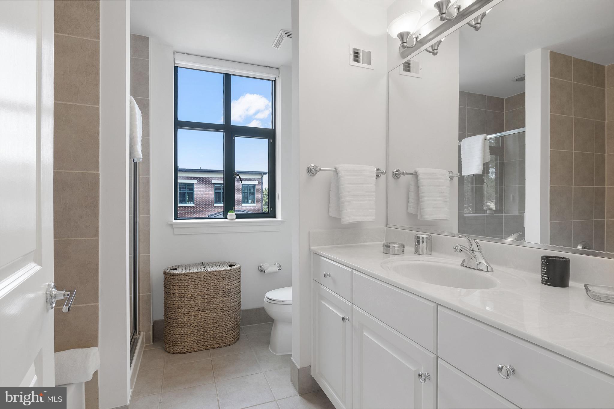 4750 41st Street Northwest Washington, DC 20016 - Photo 29 of 39 Third Floor Full Bath