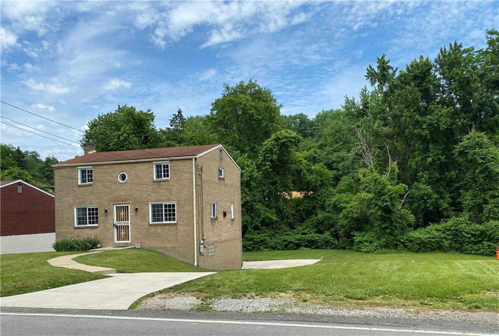 8013 Mt Carmel Road Verona, PA 15147 - Photo 1 of 19 Gallery Image 1