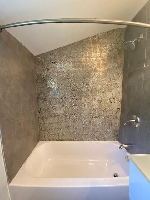 8013 Mt Carmel Road Verona, PA 15147 - Photo 16 of 19 Gallery Image 16