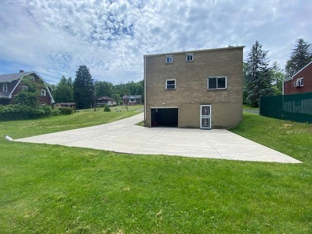 8013 Mt Carmel Road Verona, PA 15147 - Photo 4 of 19 Gallery Image 4