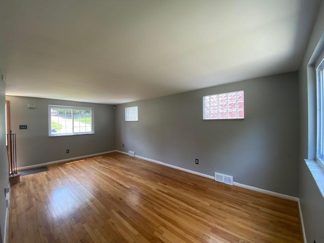 8013 Mt Carmel Road Verona, PA 15147 - Photo 6 of 19 Gallery Image 6