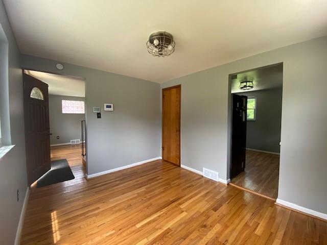 8013 Mt Carmel Road Verona, PA 15147 - Photo 7 of 19 Gallery Image 7