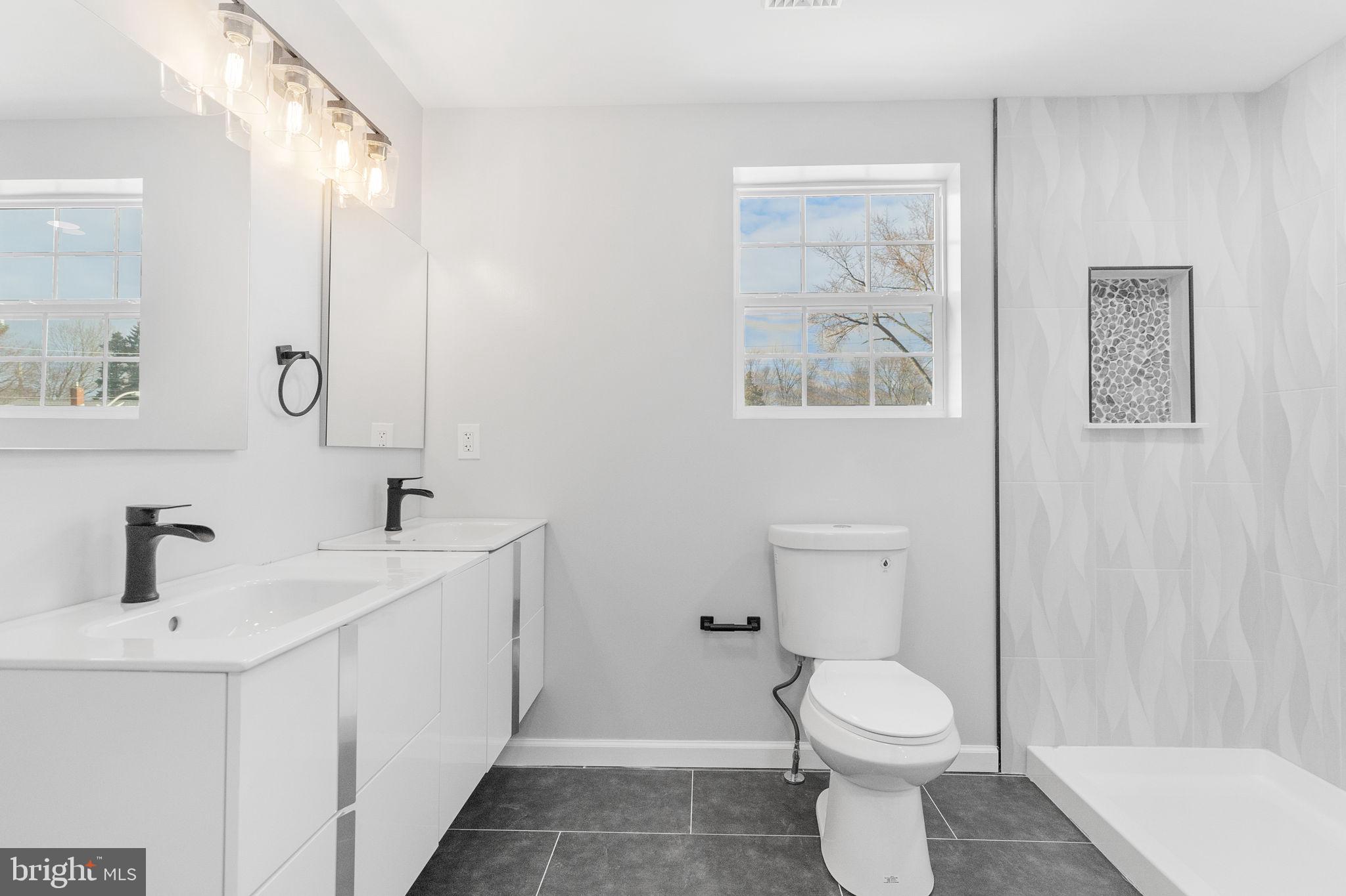 16 Goldengate Road Levittown, PA 19057 - Photo 26 of 30 Gallery Image 26
