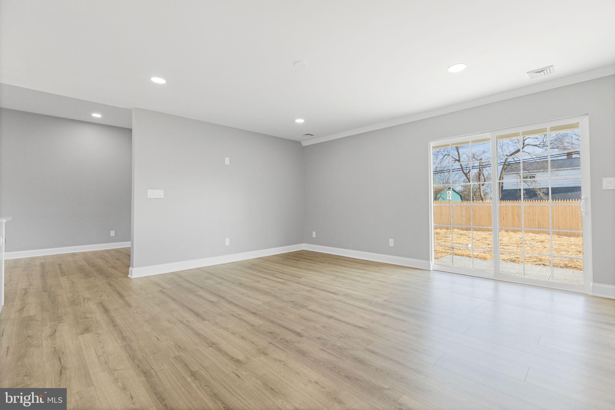 16 Goldengate Road Levittown, PA 19057 - Photo 9 of 30 Gallery Image 9