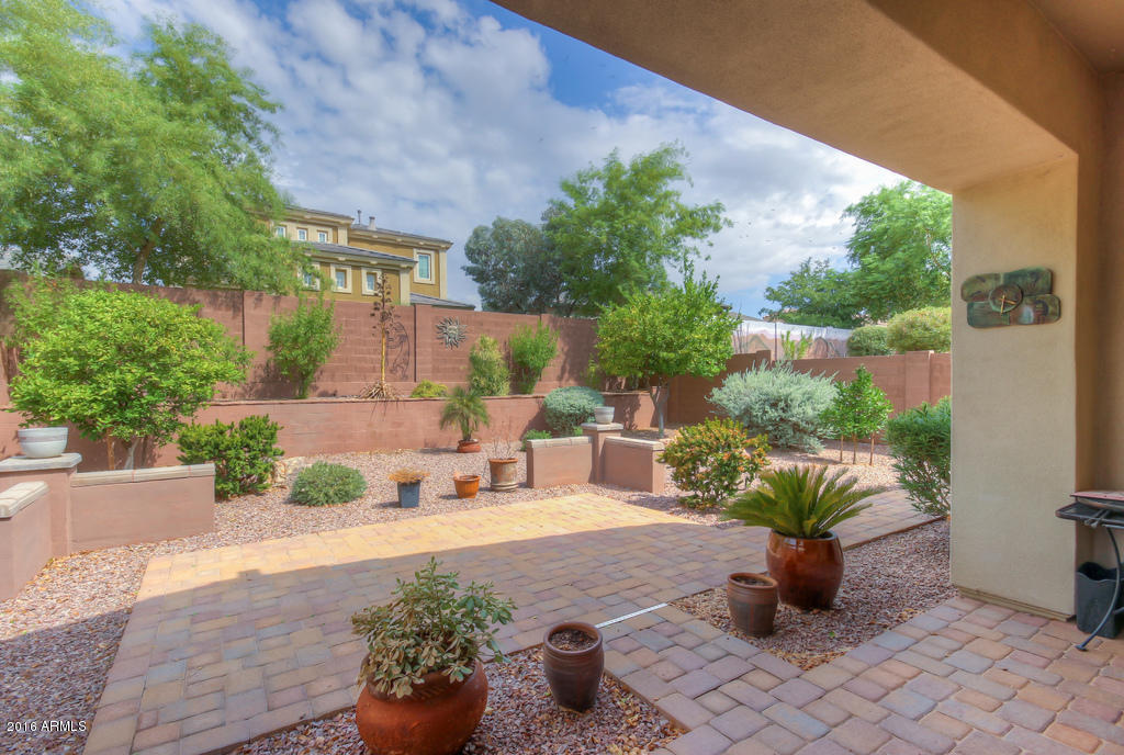 20912 West Ridge Road Buckeye, AZ 85396 - Photo 24 of 28 Rear (1)-