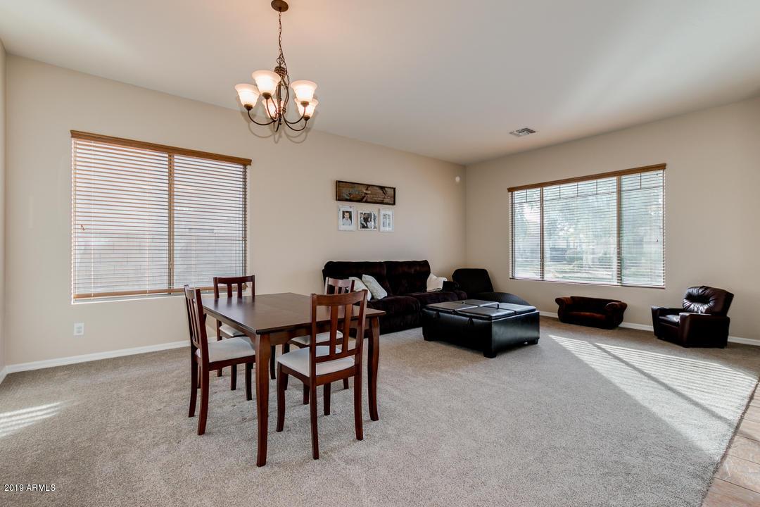 4344 East Reins Road Gilbert, AZ 85297 - Photo 11 of 57 06-Reins