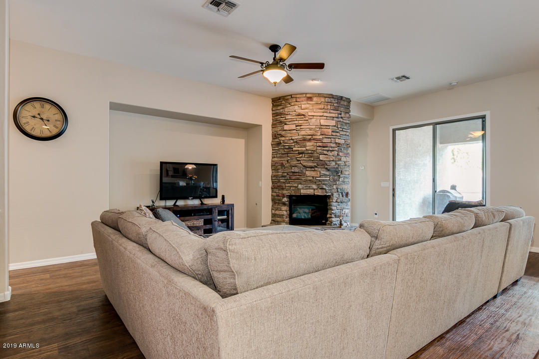 4344 East Reins Road Gilbert, AZ 85297 - Photo 7 of 57 11-Reins