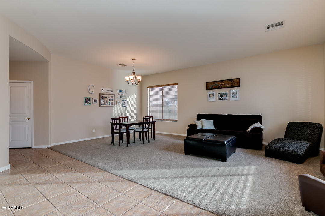 4344 East Reins Road Gilbert, AZ 85297 - Photo 10 of 57 05-Reins
