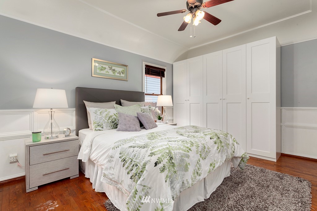237 Wells Avenue North Renton, WA 98057 - Photo 12 of 28