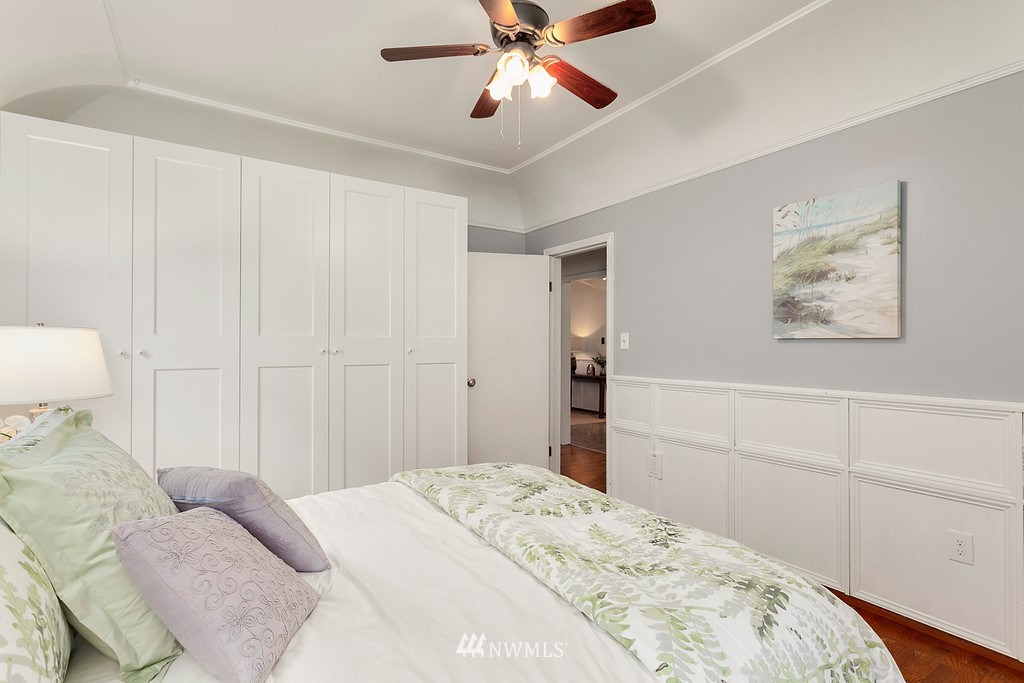 237 Wells Avenue North Renton, WA 98057 - Photo 13 of 28