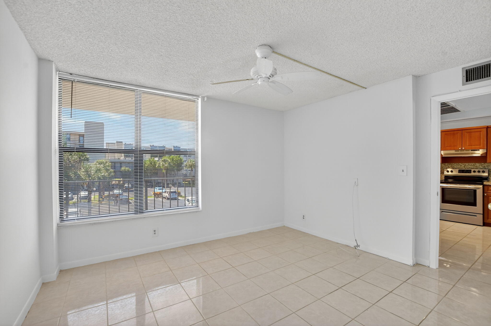 11 Royal Palm Way, Unit 3040 Boca Raton, FL 33432 - Photo 28 of 68 24-web-or-mls-DSC_1891