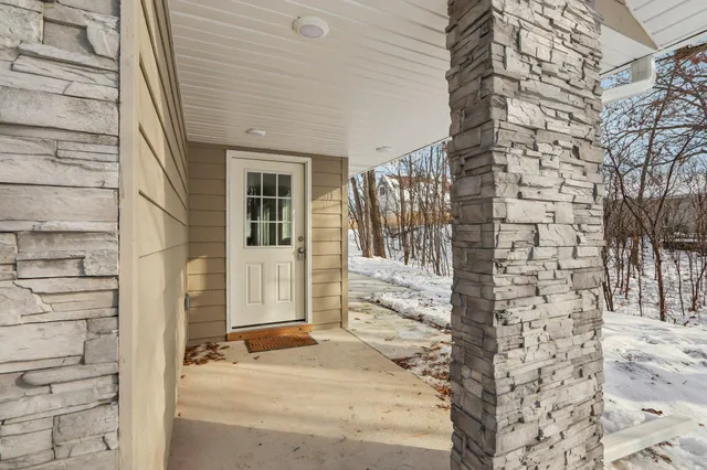 $379,900 | 8128 Truman Court, Burlington, WI 53105