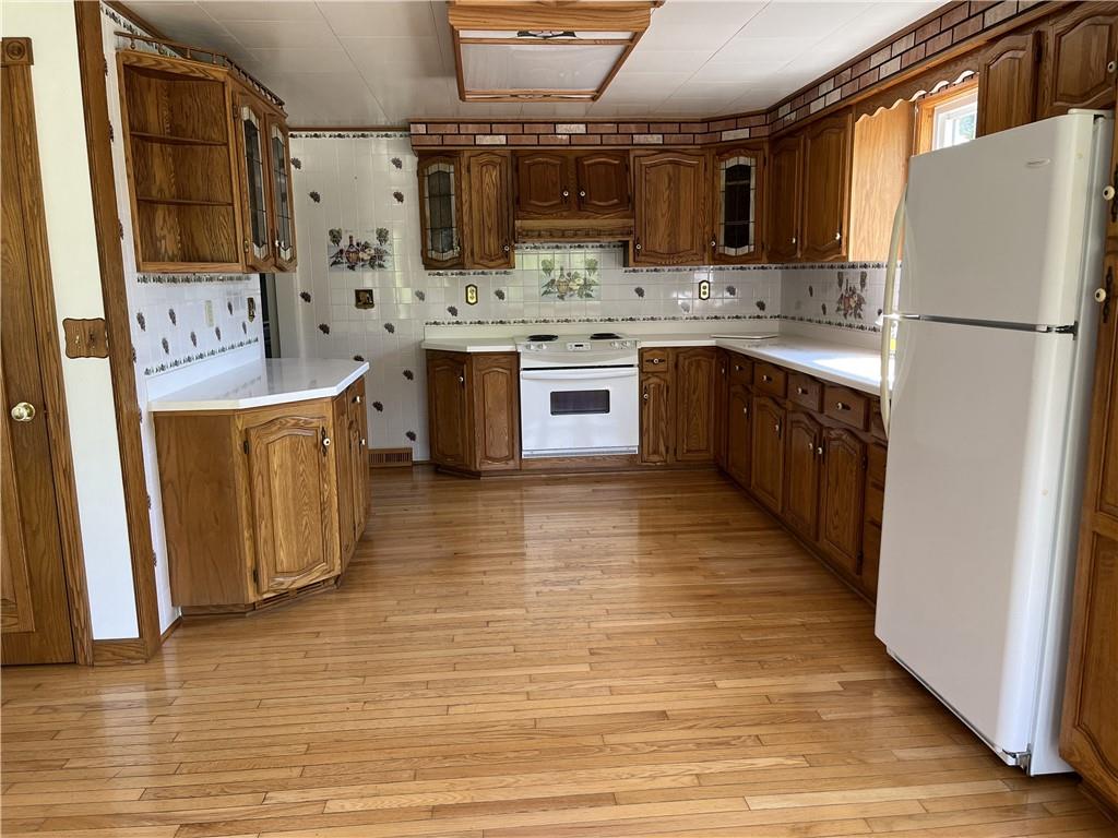 100 Rohaley Lane Smock, PA 15480 - Photo 4 of 38