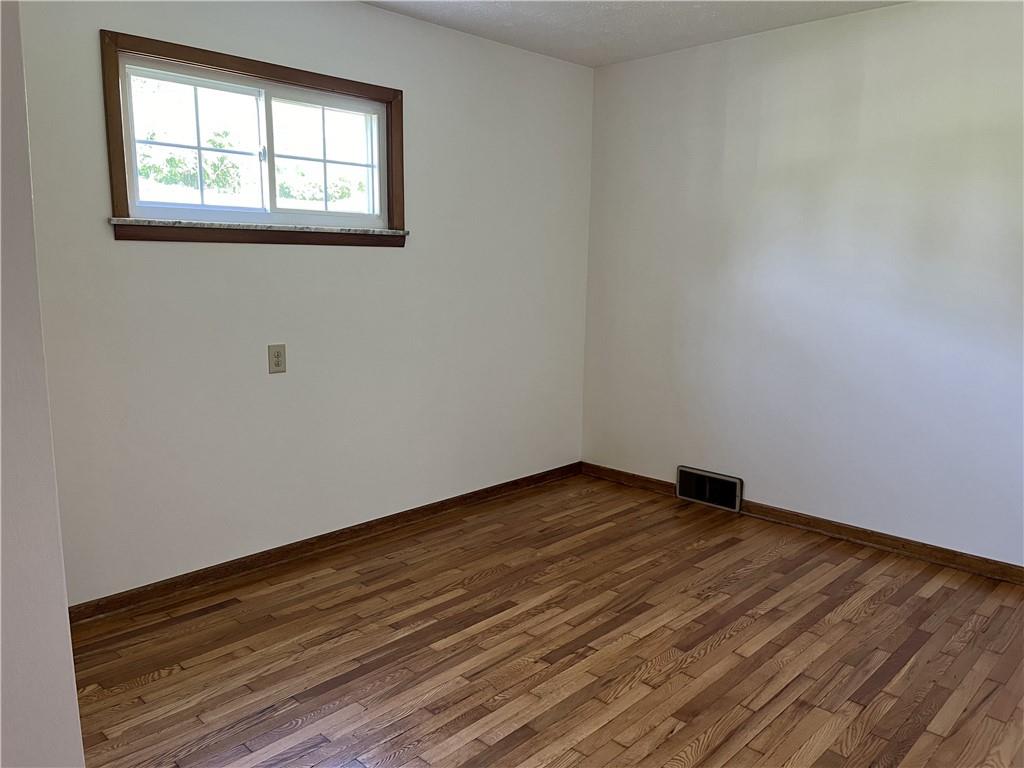 100 Rohaley Lane Smock, PA 15480 - Photo 9 of 38