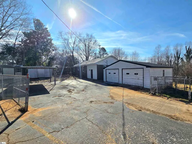 $299,900 | 125 Glenn Street, Travelers Rest, SC 29690