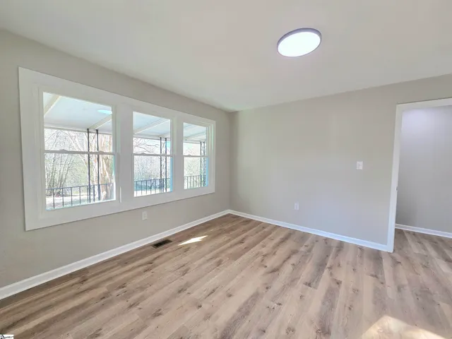 $299,900 | 125 Glenn Street, Travelers Rest, SC 29690