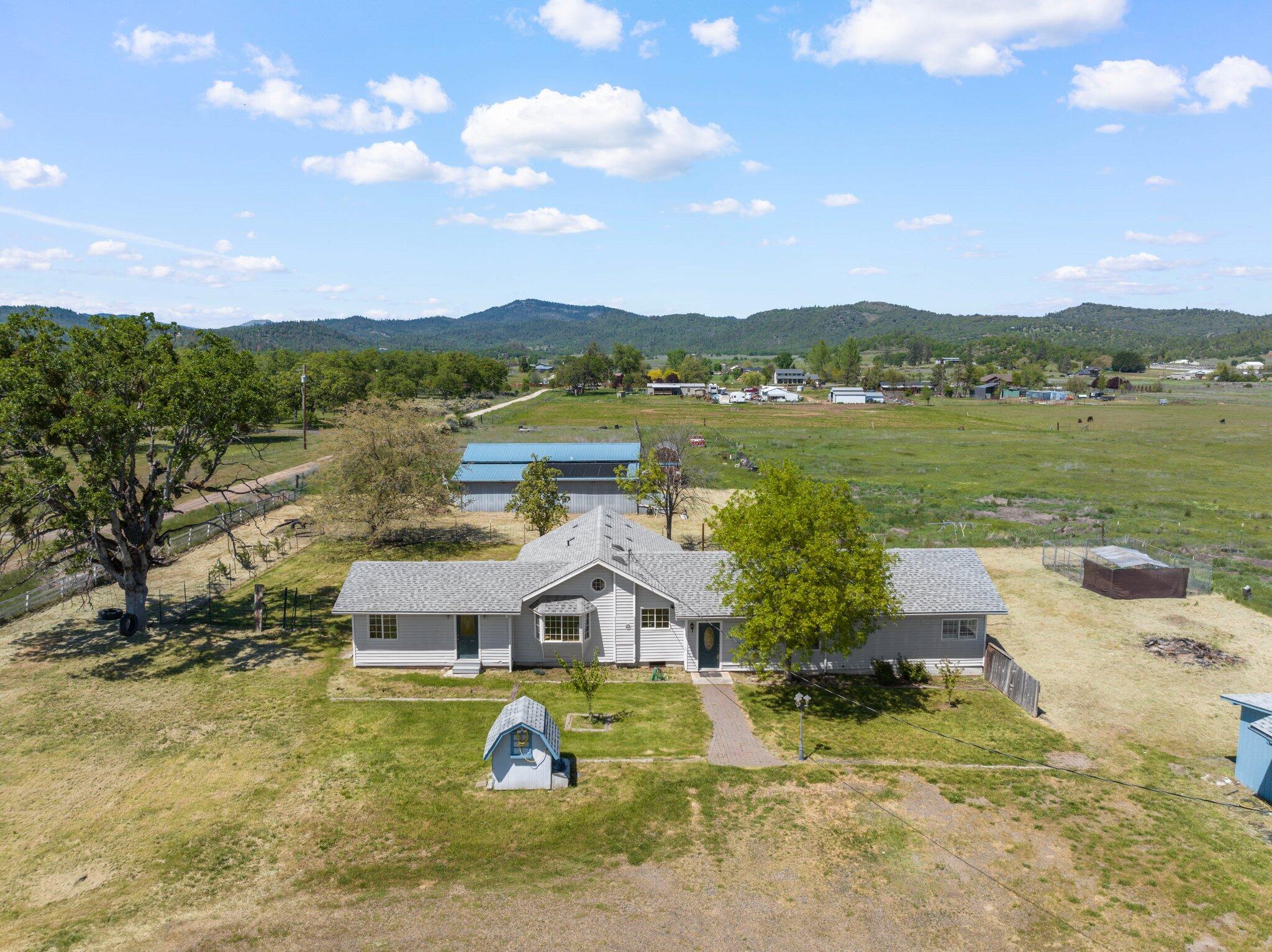 4446 Dodge Road White City, OR 97503 - Photo 1 of 41 10-web-or-mls-DJI_0283
