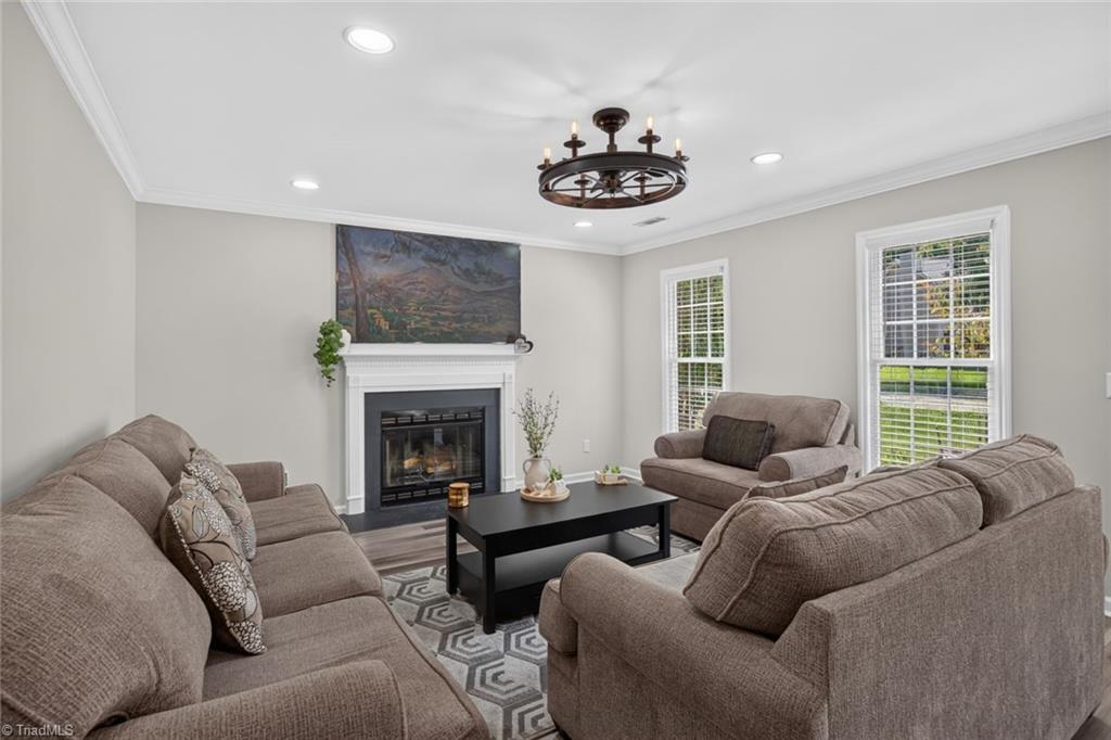 4000 Loch Mere Road High Point, NC 27265 - Photo 9 of 46