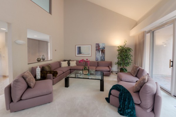 13 Meadowbrook Road Worcester, MA 01609 - Photo 7 of 27 Gallery Image 7