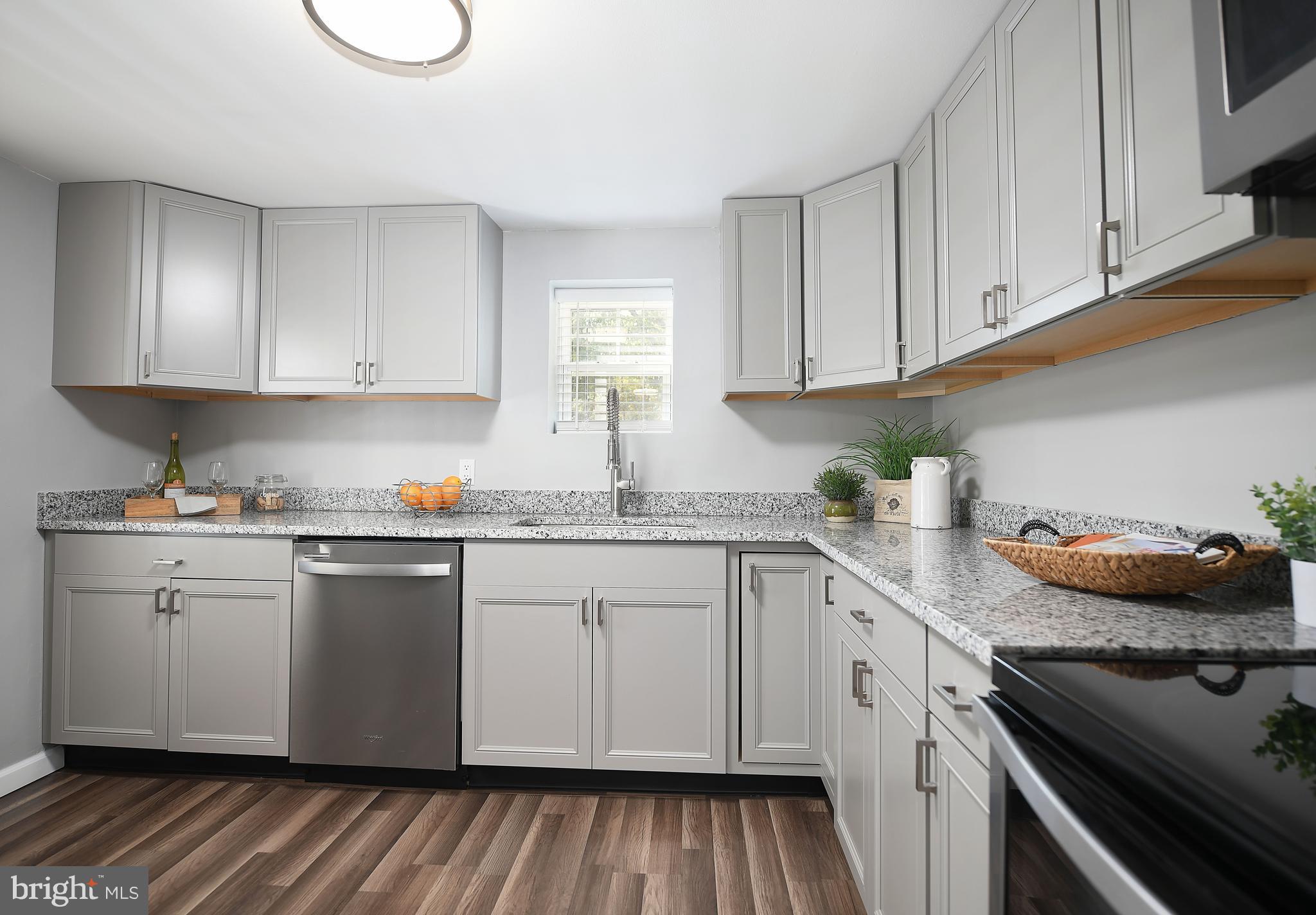 1225 Reece Road Severn, MD 21144 - Photo 7 of 48 Granite Countertops