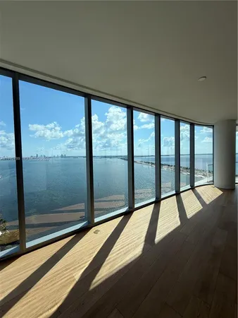 $12,890,000 | 175 Southeast 25th Road, Unit 2101, Miami, FL 33129